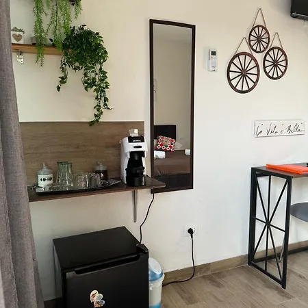 Il Casello Parcheggio Gratuito Шакка